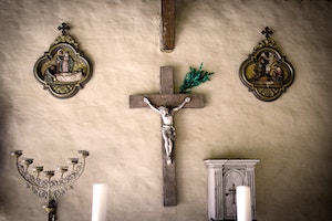 crucifix1154