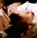 ¿Por qué la Iglesia Católica bautiza a los bebés?